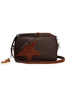 Bolso modelo Star bag en piel con estrella animal print