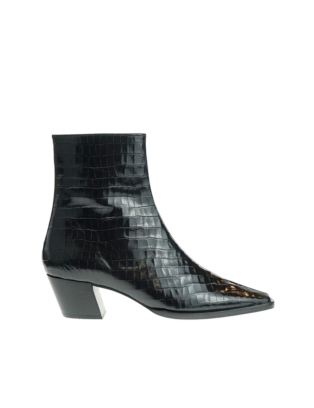 DAPHNE BOTIN GRABADO NEGRO